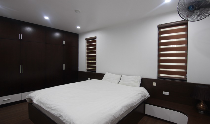 Modern 01 bedroom apartment for rent in Xuan Dieu, Tay Ho, Hanoi